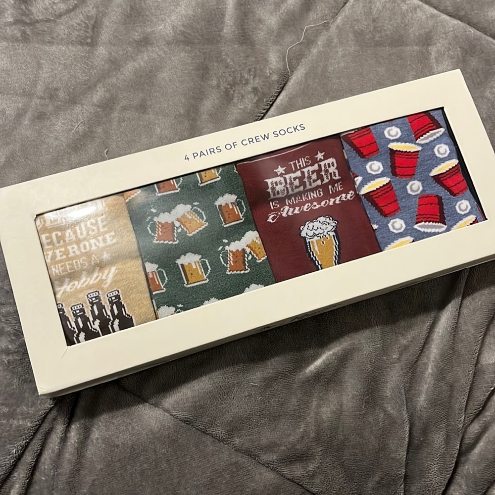 NWT fancy beer related crew socks